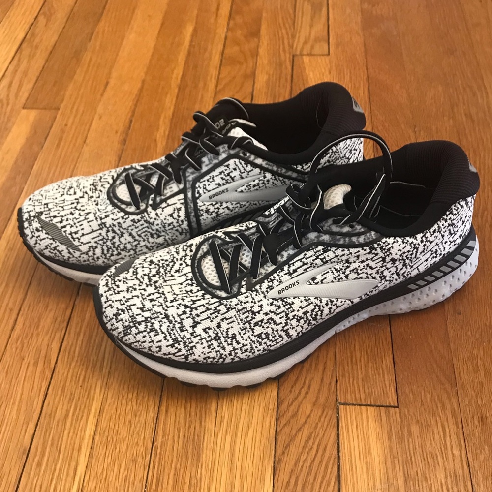 Brooks women’s Adrenaline 20s